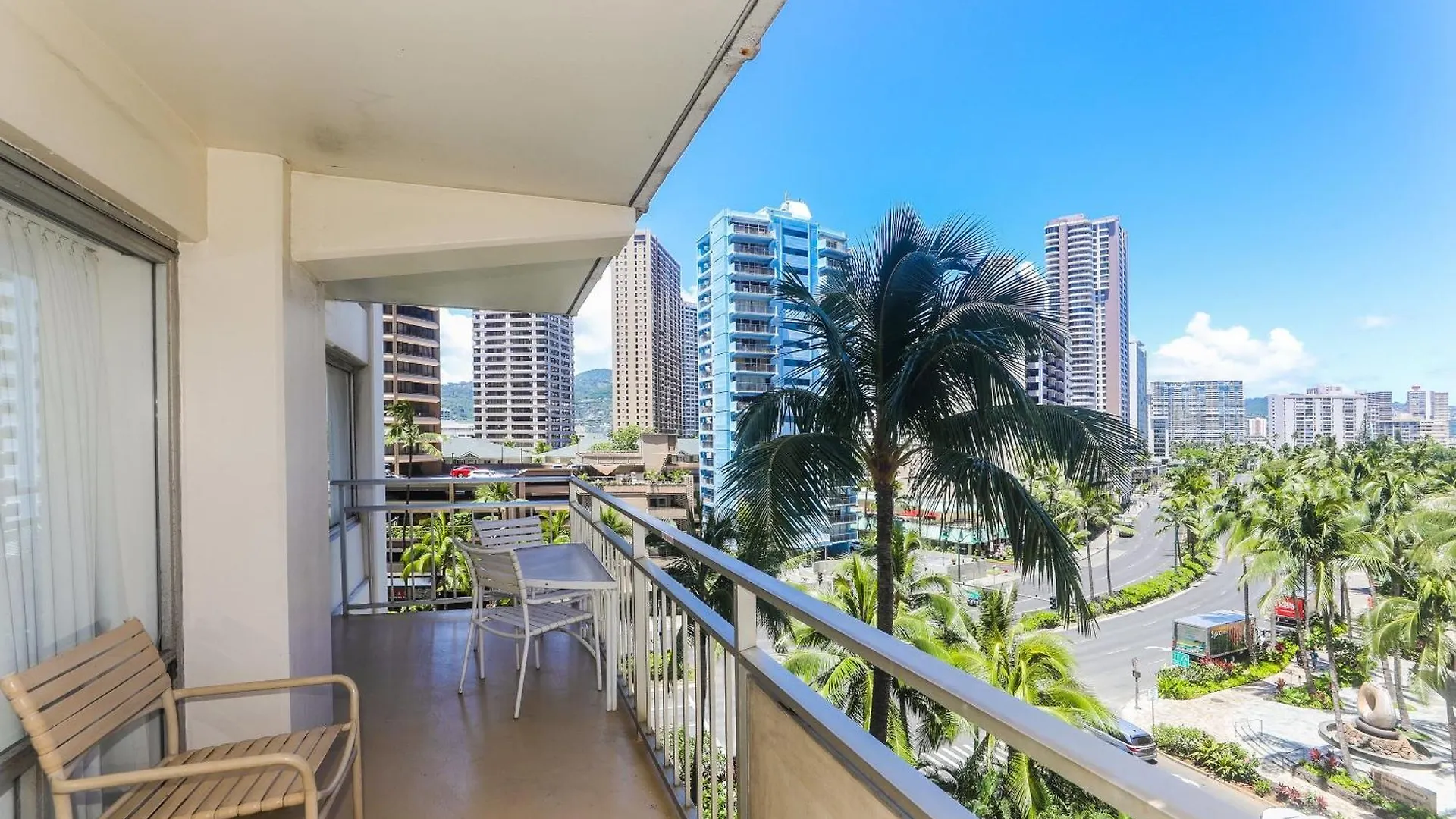 Apartman Fully Furnished Ilikai Tower 525 Condo With Free Wifi, Near Best Waikiki Beaches! Honolulu