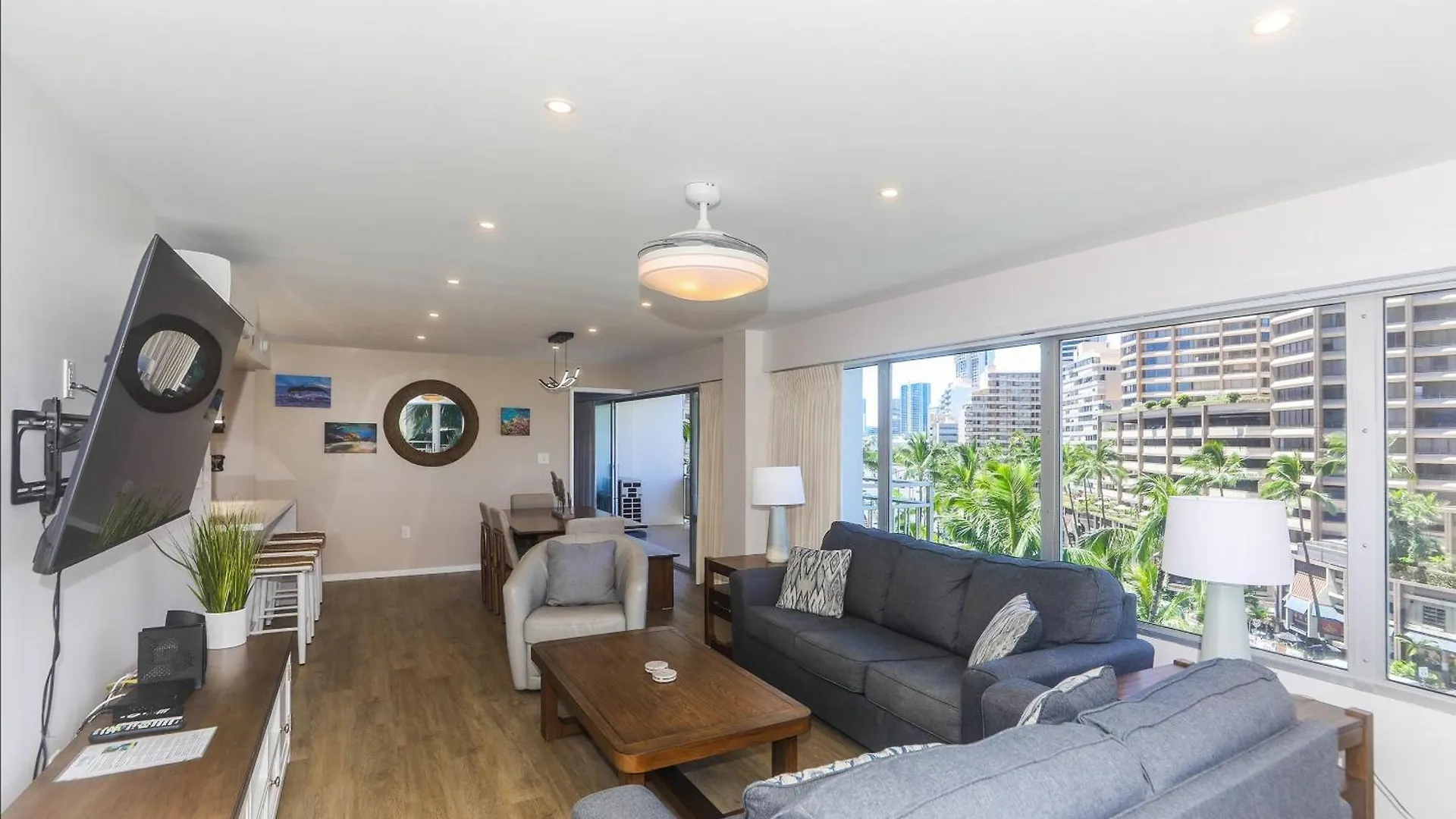 Fully Furnished Ilikai Tower 525 Condo With Free Wifi, Near Best Waikiki Beaches! Honolulu 0*,