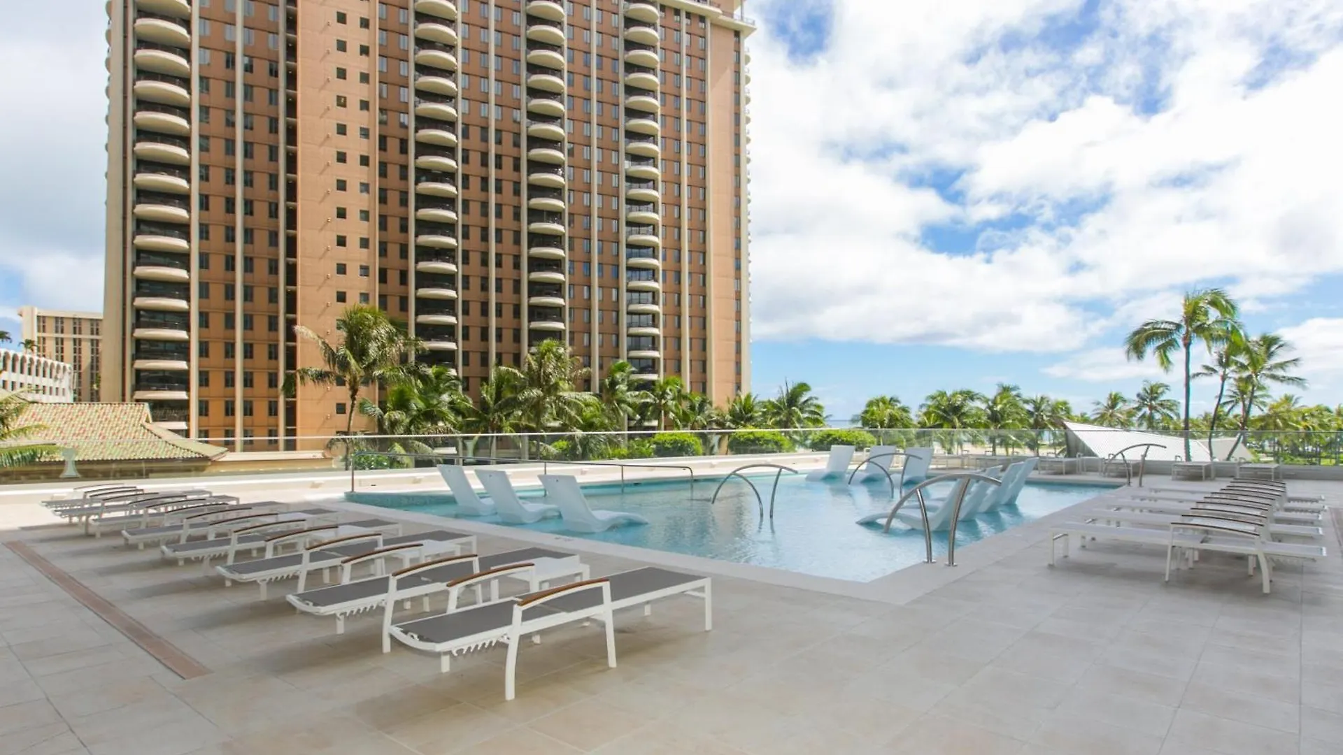 Fully Furnished Ilikai Tower 525 Condo With Free Wifi, Near Best Waikiki Beaches! Honolulu 0*,