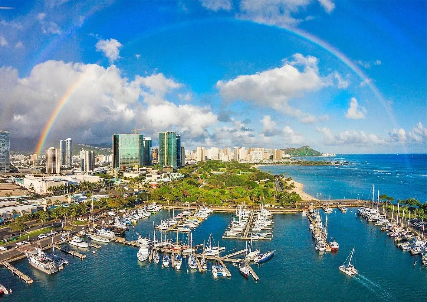 Fully Furnished Ilikai Tower 525 Condo With Free Wifi, Near Best Waikiki Beaches! Honolulu
